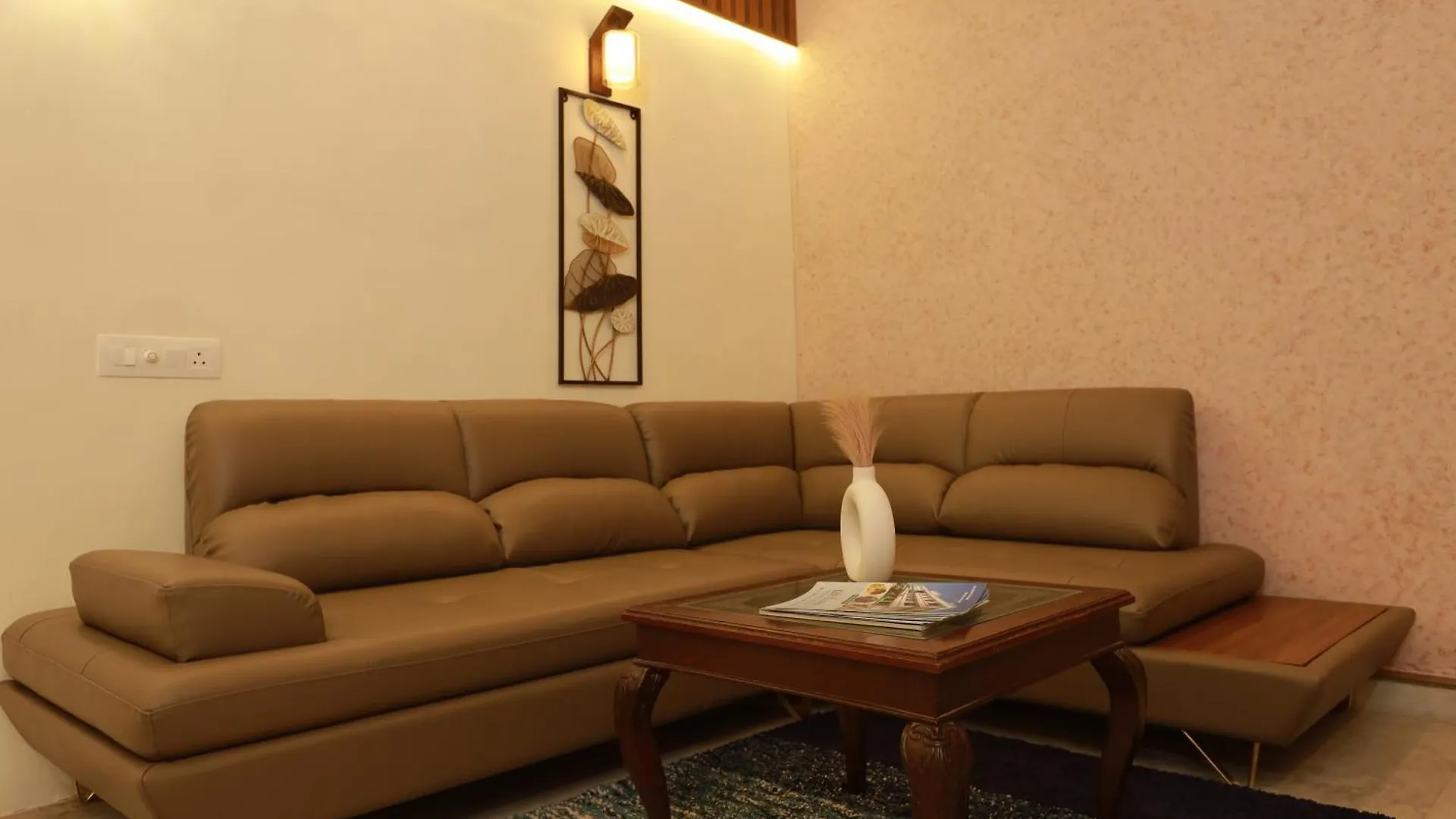 Liwa Tower Hotel & Business Center Kunnamkulam India