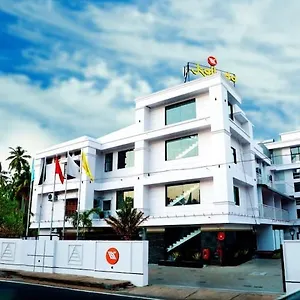 Hotel Kallada Mamatha, Kunnamkulam